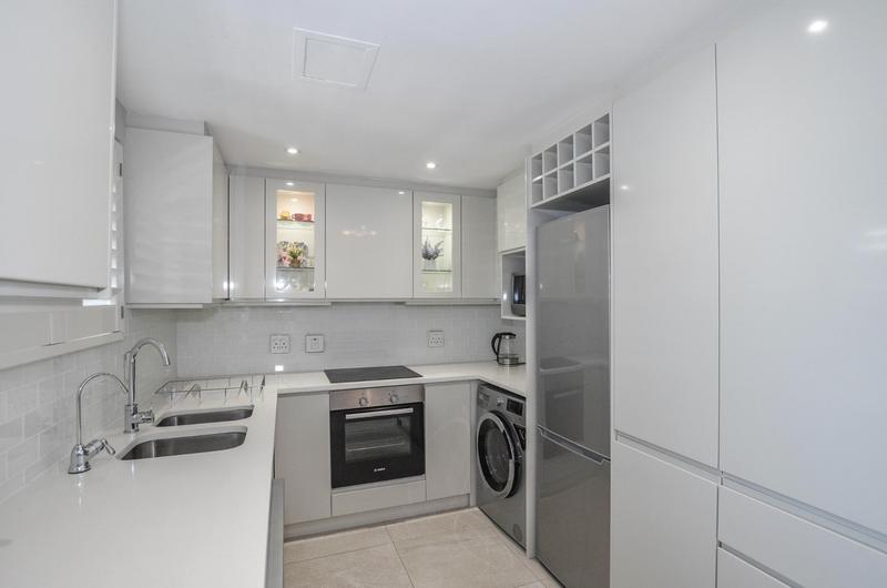 To Let 1 Bedroom Property for Rent in Dolphin Beach Western Cape